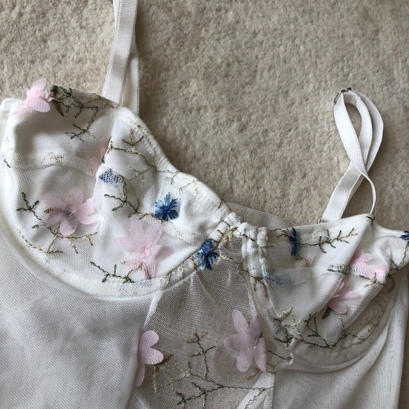 OW Intimates Body Suit - Picture 2 of 4